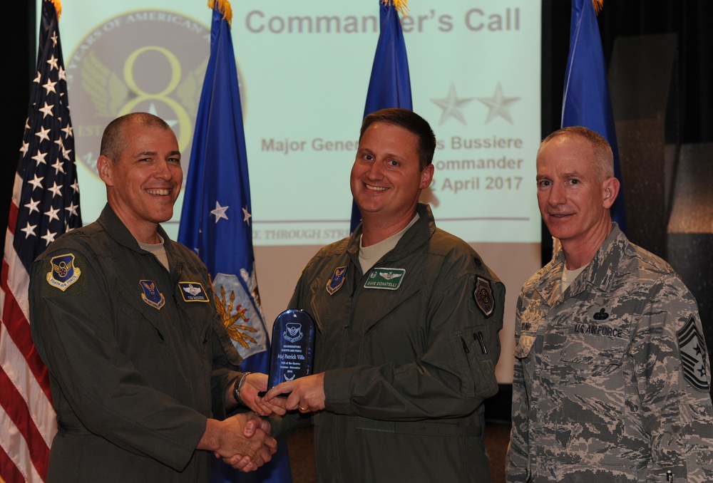 8 AF commander addresses HQ Airmen