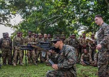 US Marines, Sailors train with Papua New Guinea Defense Force  in preparation for APEC 2018