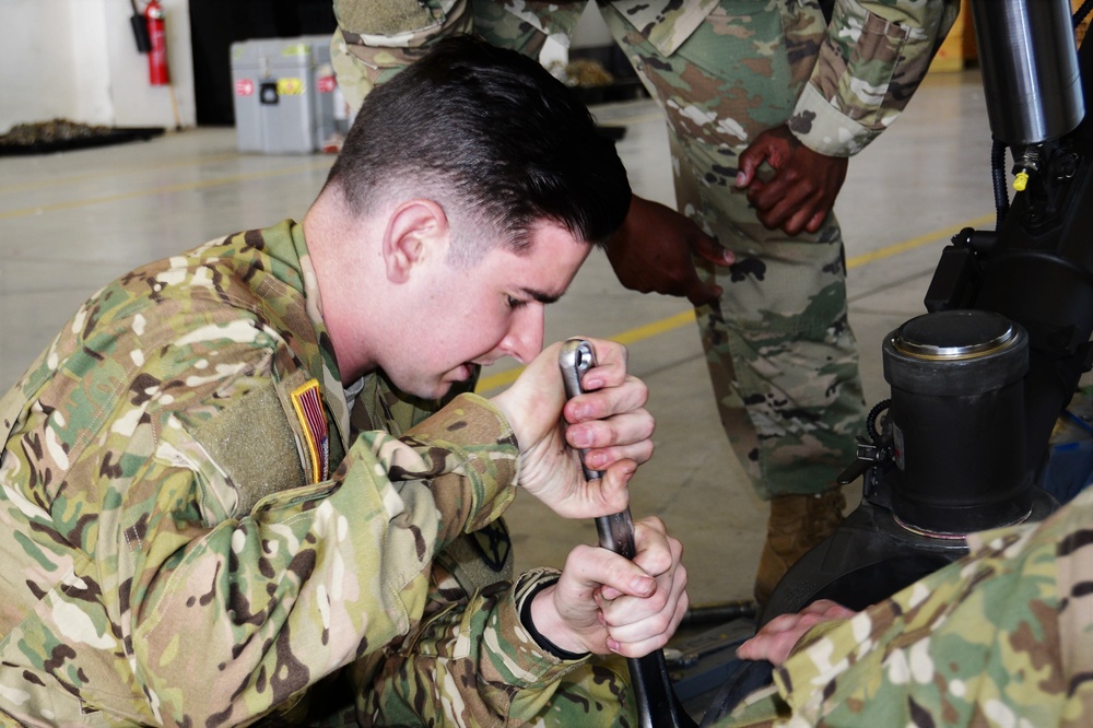 UH-60 Black Hawk Helicopter Maintenance