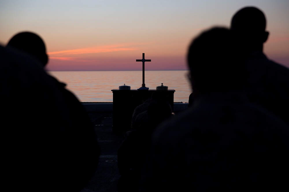 Mesa Verde sunrise service