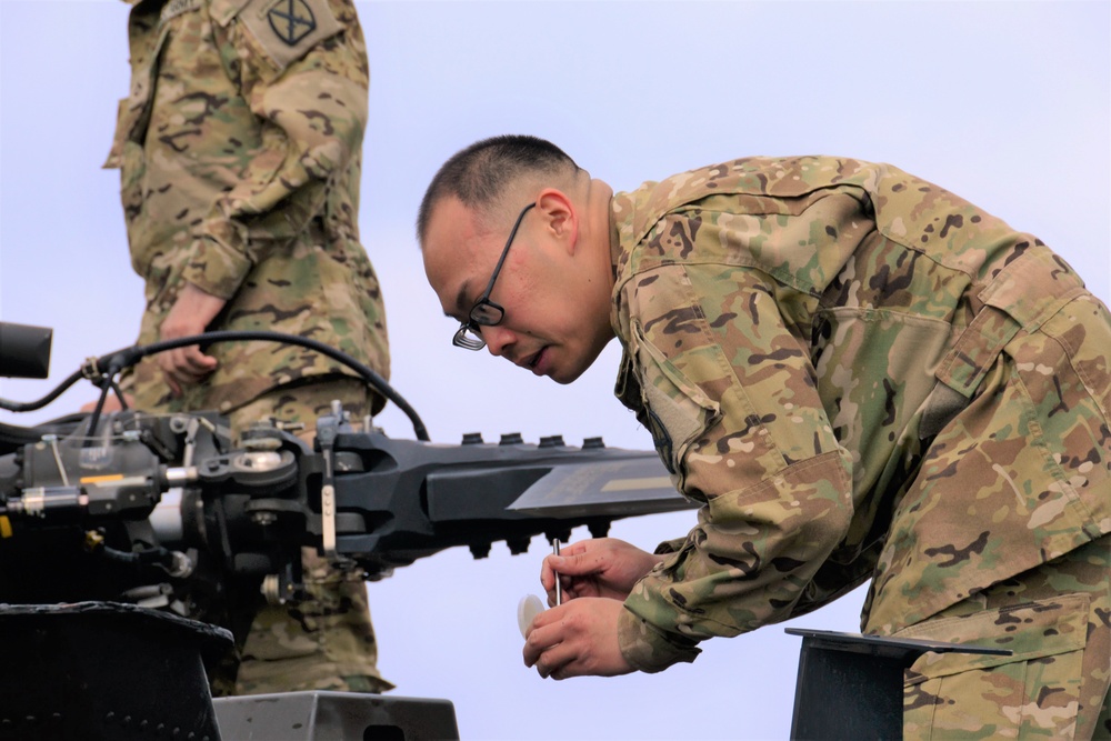 UH-60 Black Hawk Helicopter Maintenance