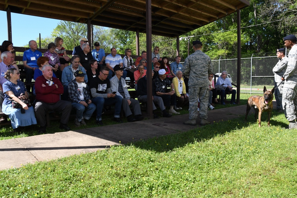 307th Bomb Wing hosts reunion