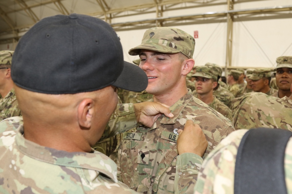 USARCENT’s first Air Assault Course graduates students