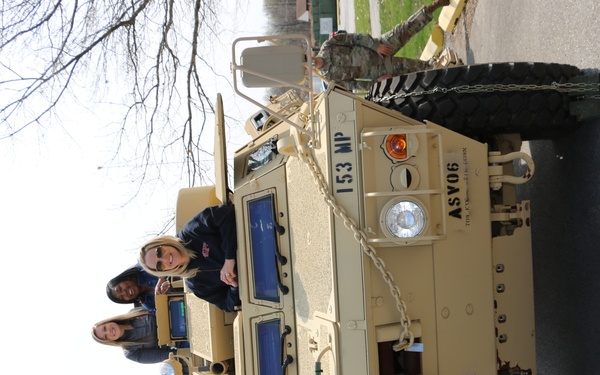 2017 Delaware National Guard Recruiting and Retention Educator Lifts