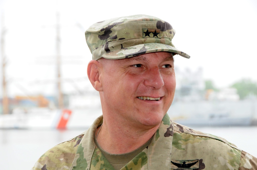 U.S. Army Reserve Maj. Gen. visits AMSA 83