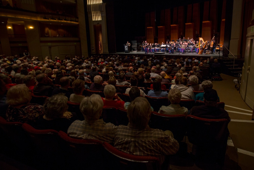 1st Marine Division Band Performs at Escondido