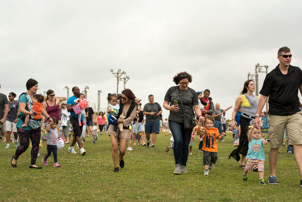 Quite the Eggsplosion: Kadena FSS hosts Easter event