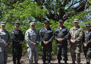 Honduran, US Senior Enlisted Advisors develop program of instruction