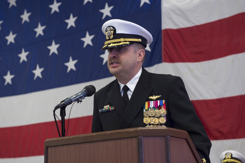 Change of Command aboard USS Bonhomme Richard (LHD 6)