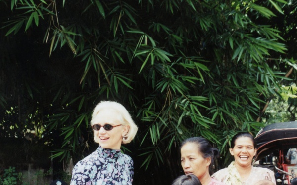 1999 INDONESIA PHOTOS