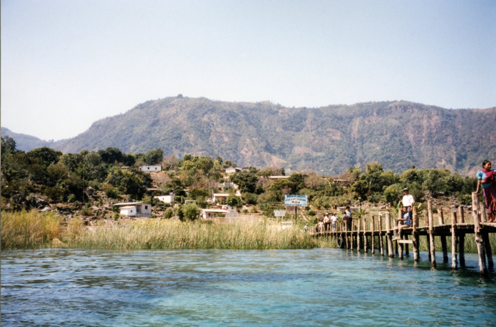 1999 INDONESIA PHOTOS