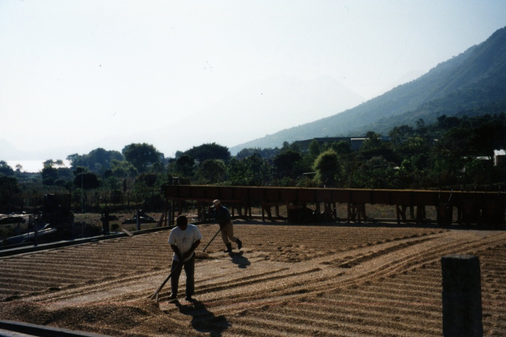 1999 INDONESIA PHOTOS