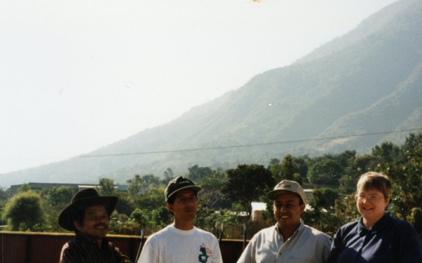 1999 INDONESIA PHOTOS
