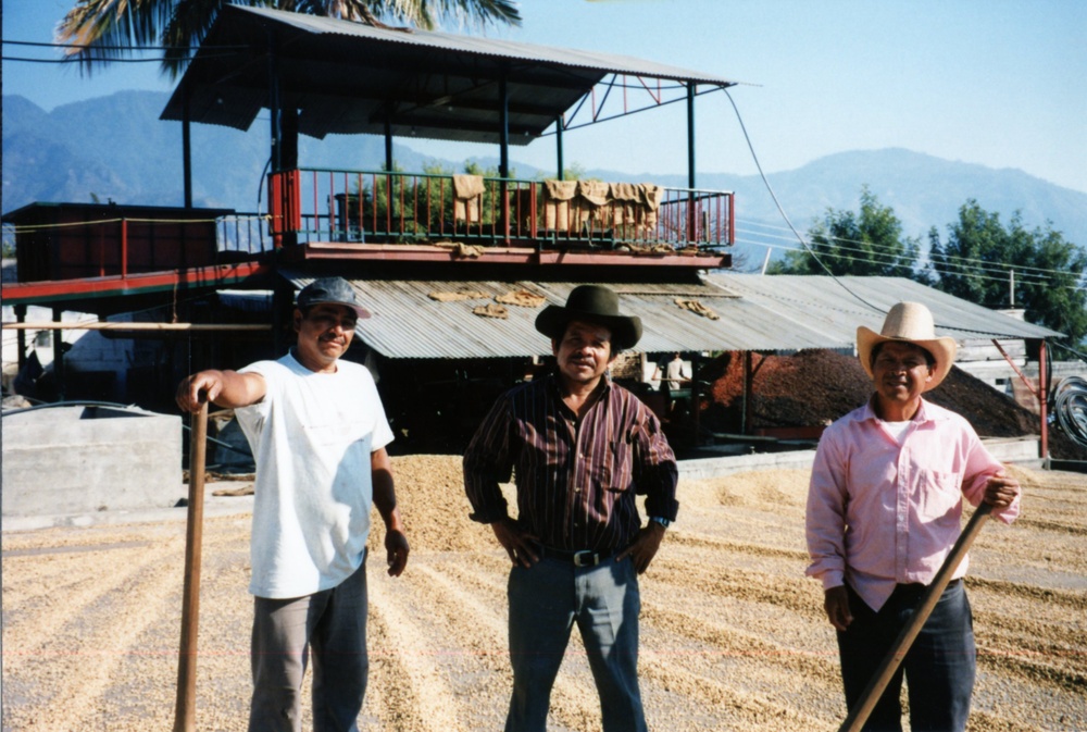 1999 INDONESIA PHOTOS