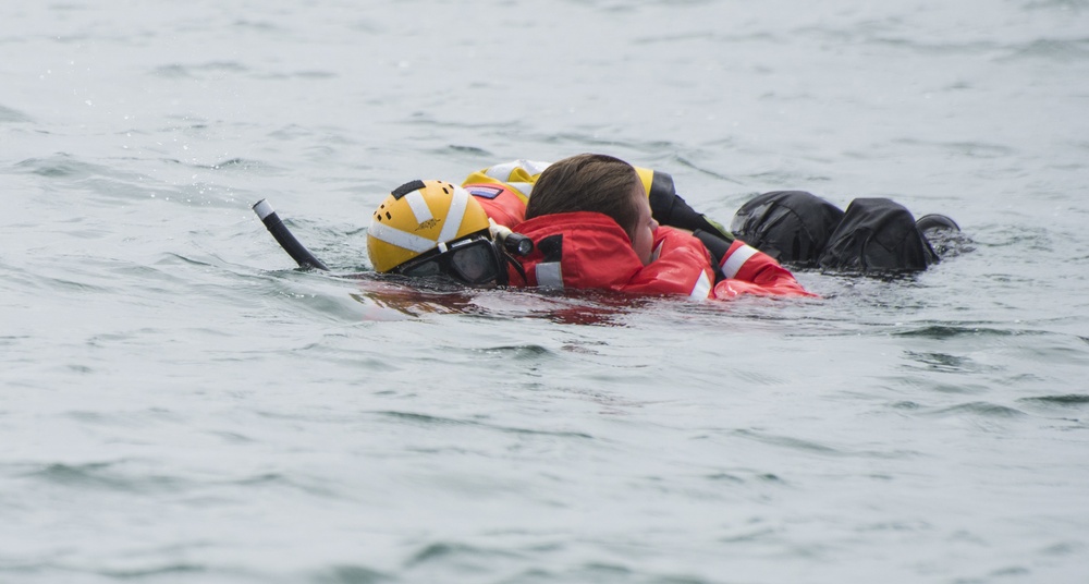Coast Guard conducts multiagency ocean rescue demonstration