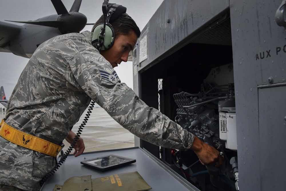 Maintenance squadrons keep planes flying during annual MAFFS training.