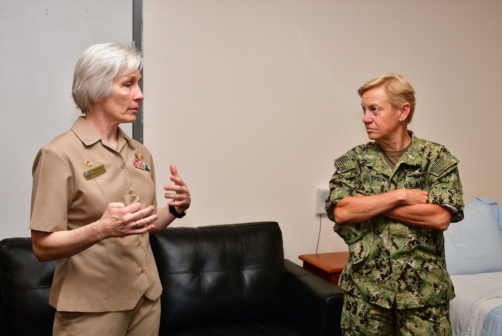 3rd Fleet Commander Pays Official Visit to NHRC