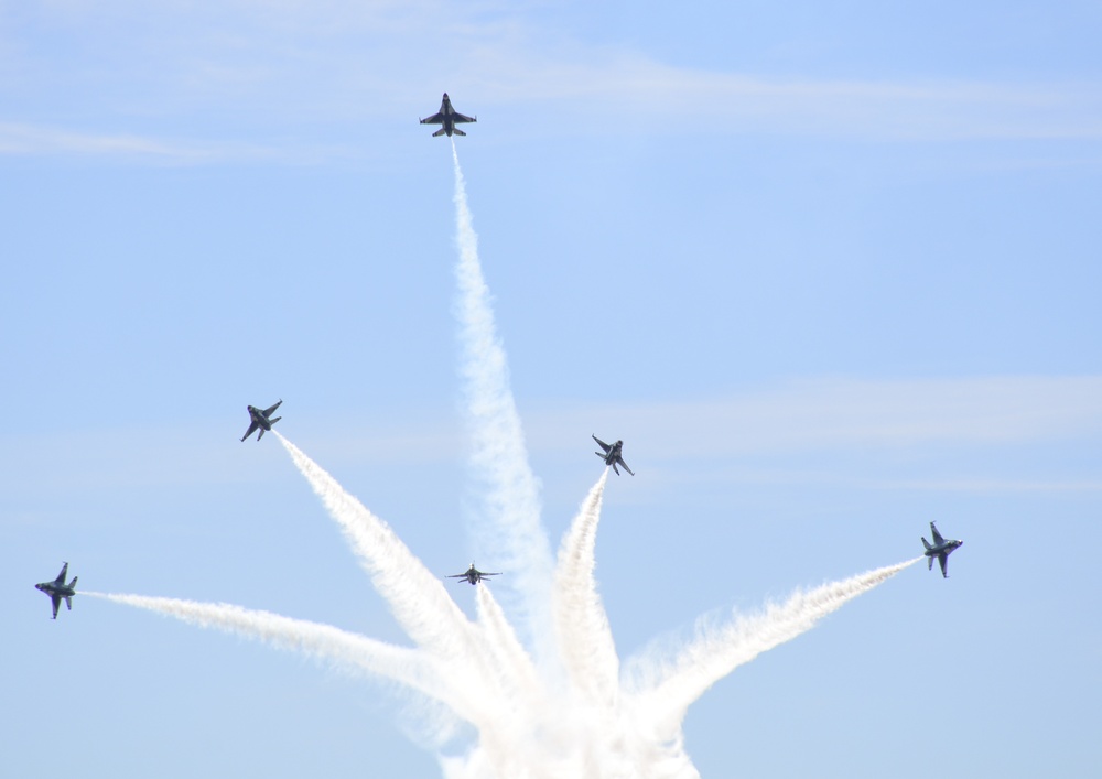 Maxwell Air Force Base holds Heritage to Horizon Air Show