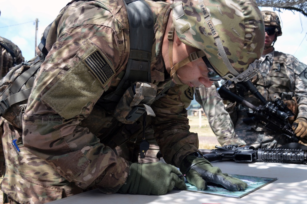 25ID Soldiers sharpen skills at EIB training