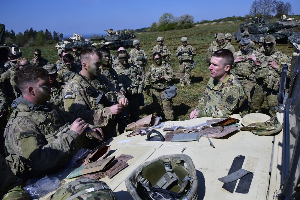 SMA Dailey visits troops in the field