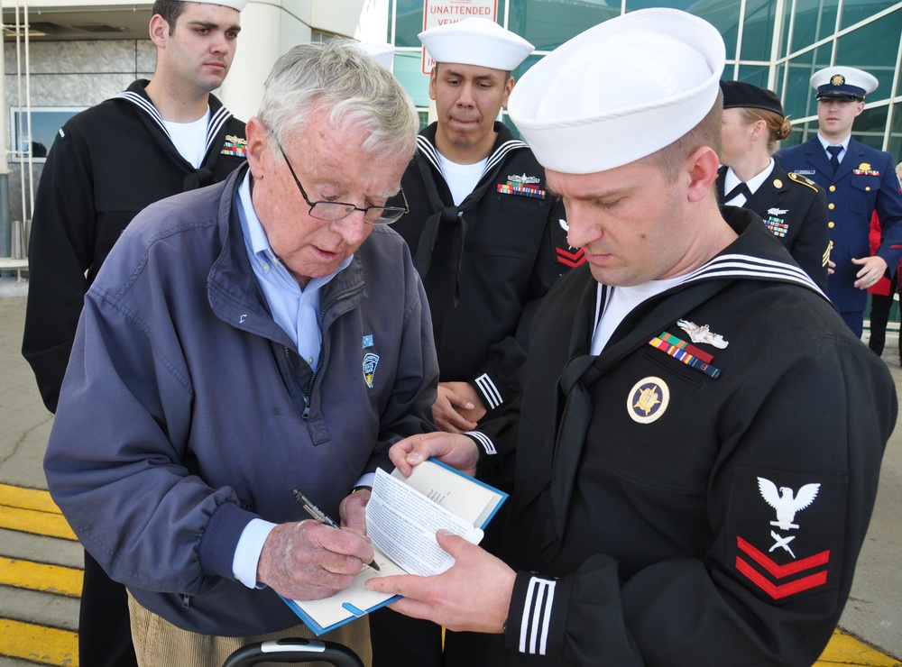 NIOC Colorado Sailors Welcome Medal of Honor Recipients