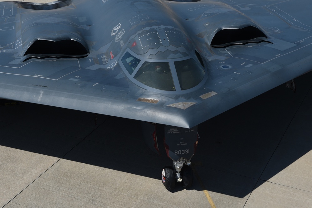 B-2A 'Spirit of South Carolina' visits Tinker AFB, Okla. to say thanks