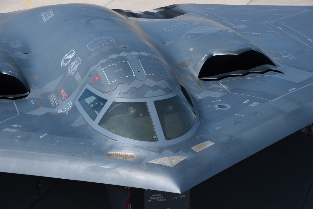 B-2A 'Spirit of South Carolina' visits Tinker AFB, Okla. to say thanks