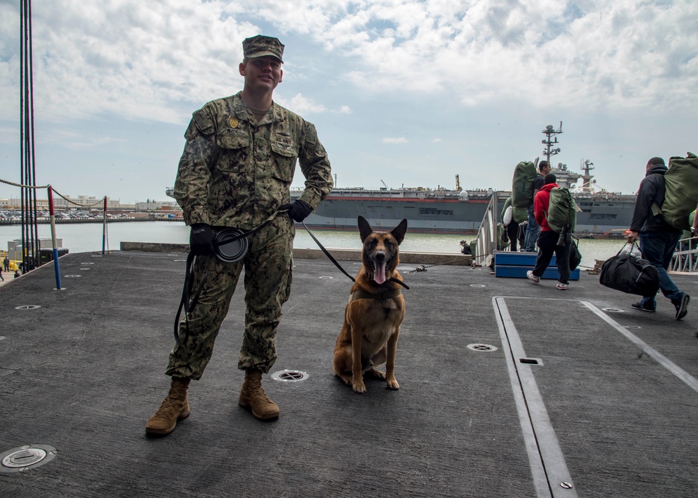 USS Dwight D. Eisenhower