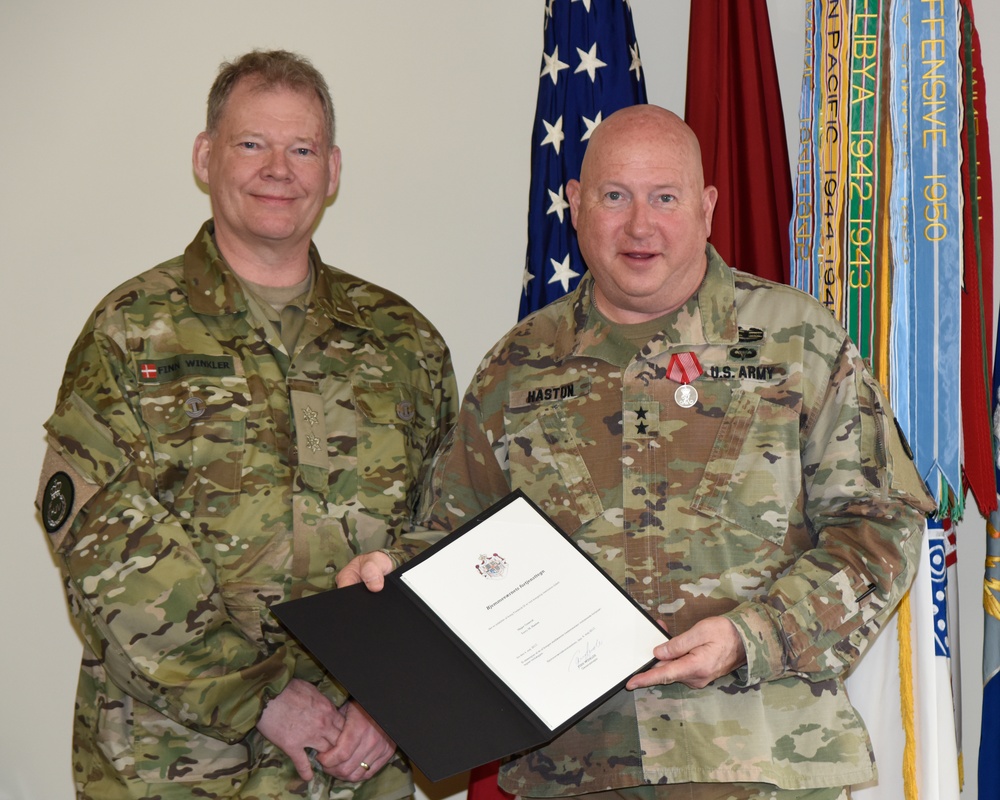 Tennessee Adjutant General Receives Danish Home Guard Meritorious Service Medal