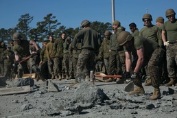 Building luck: 8th ESB service members win St Paddy’s field meet