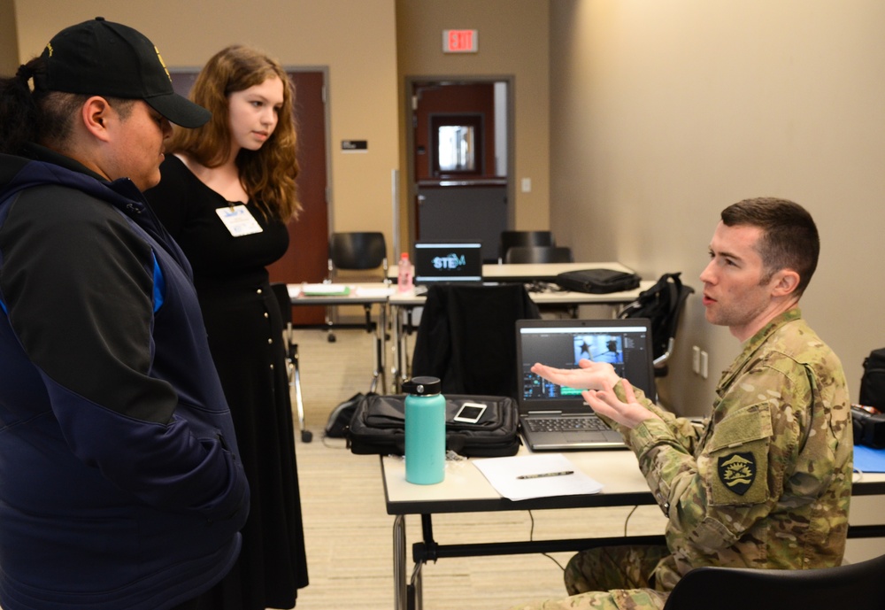 Oregon Army National Guard supports SkillsUSA 2017
