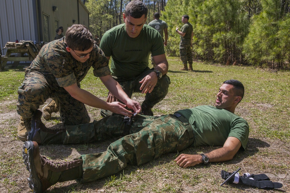 U.S., Brazilian Marines share medical knowledge