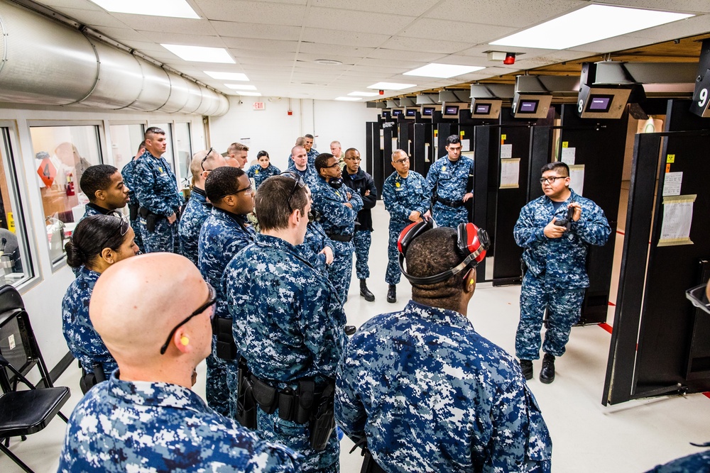 NAS Patuxent River Hosts Navy Reserve Unit Range Qualification