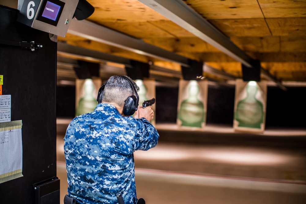 NAS Patuxent River Hosts Navy Reserve Unit Range Qualification