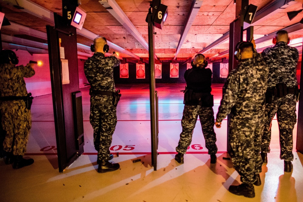 NAS Patuxent River Hosts Navy Reserve Unit Range Qualification