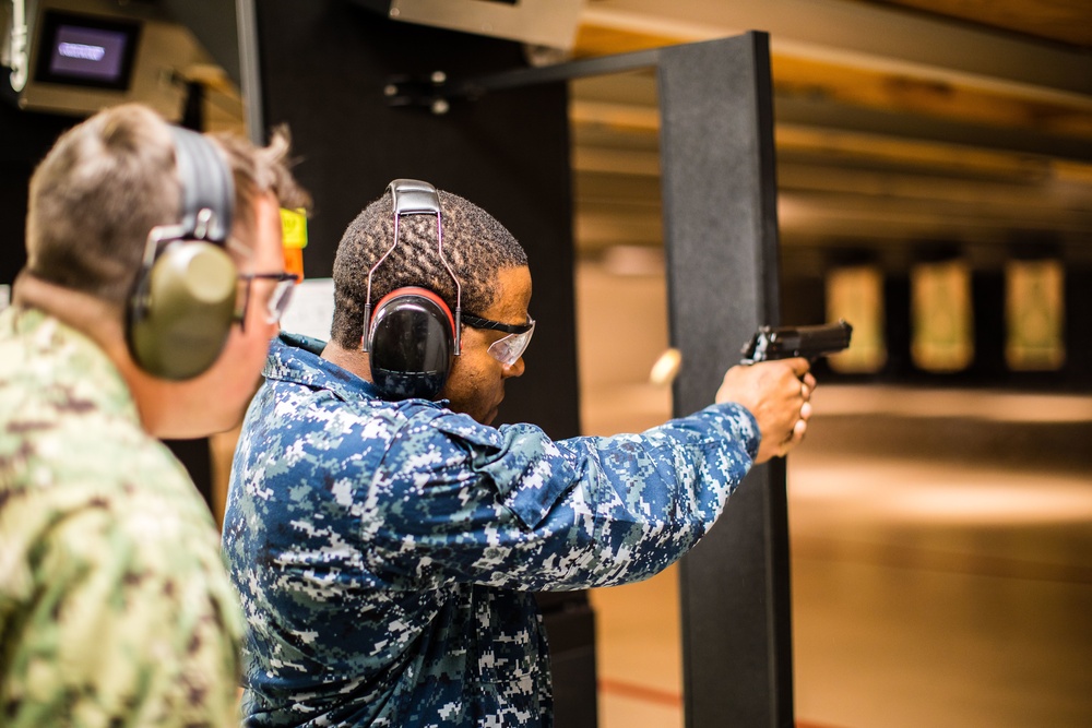 NAS Patuxent River Hosts Navy Reserve Unit Range Qualification