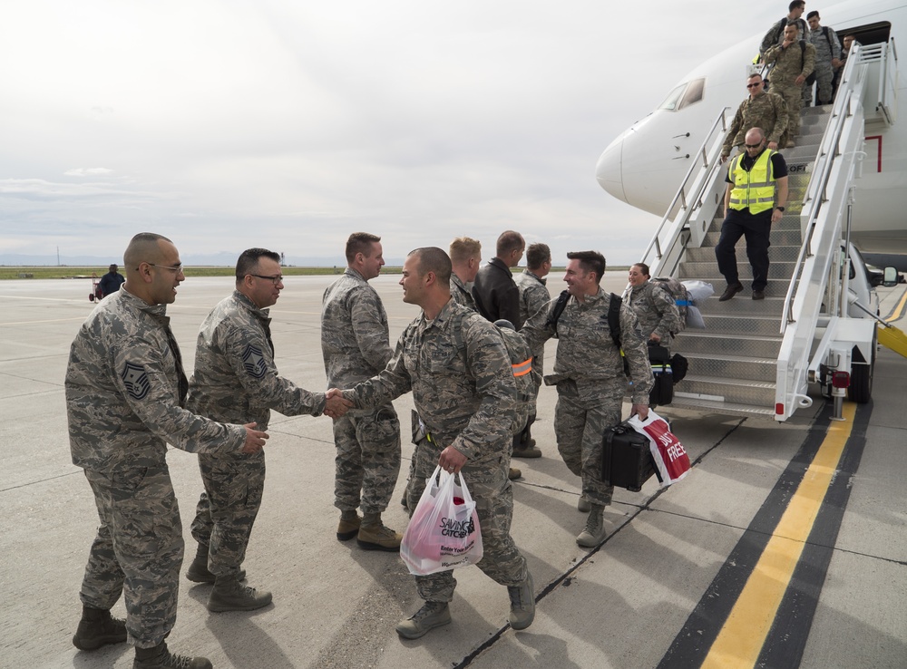 Hard Rock welcomes home deployers