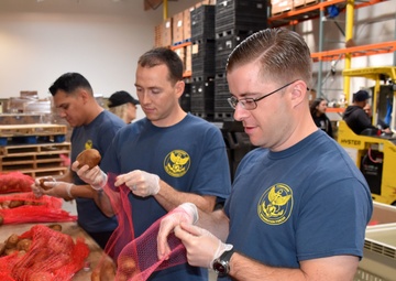 NAVIFOR West Sailors Volunteer at Local Food Bank