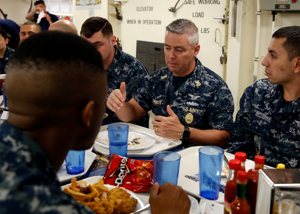 DVIDS - Images - Fleet and Force Master Chief Eat with PCU Gerald R ...