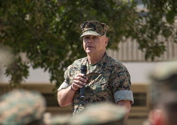 CMC Speaks to Camp Pendleton Marines