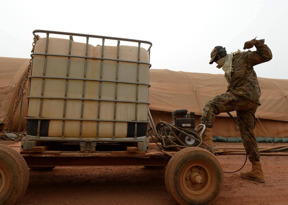 Civil Engineers keep it cool at Nigerien Air Base 101