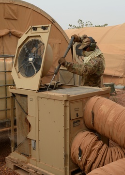 Civil Engineers keep it cool at Nigerien Air Base 101