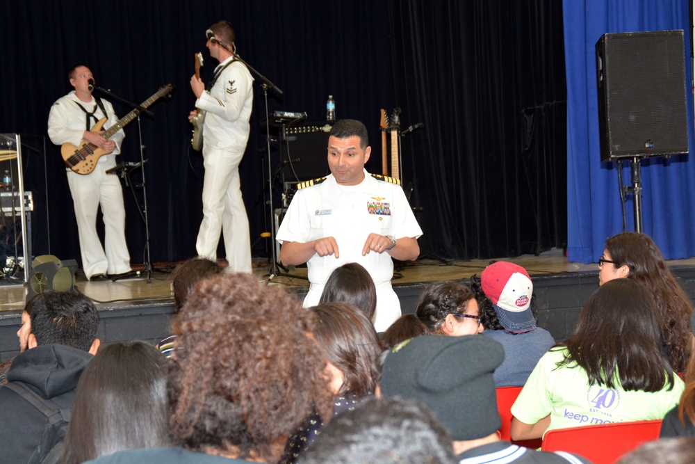 Crew of USS San Antonio visits Namesake City