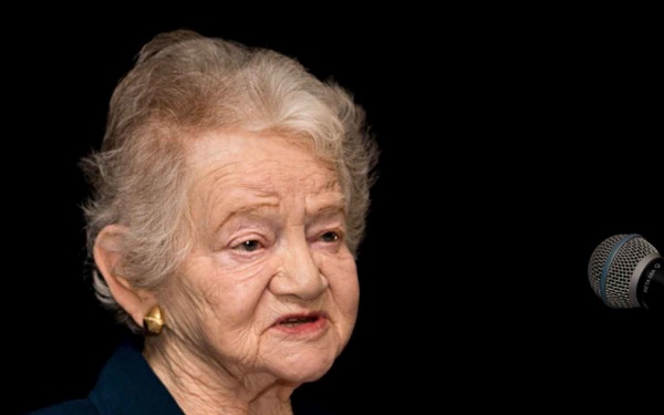 Honoring Holocaust victims