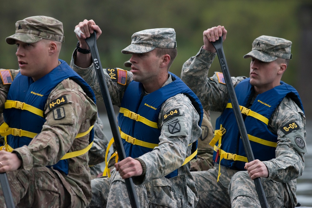 Army Guard Soldiers Participate in Region One Best Warrior Competition