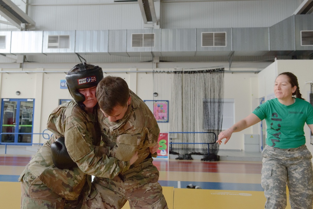 Joint Clinch Drill - Combatives Level One