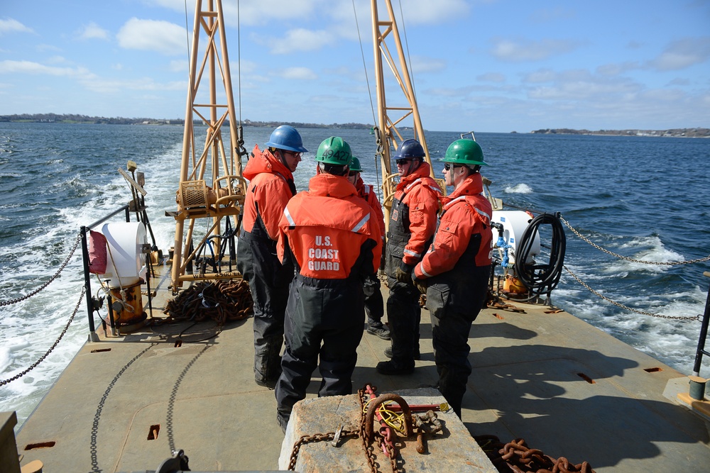 Coast Guard Aids-to-Navigation Team Bristol conducts buoy maintenance