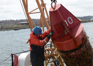 Coast Guard Aids-to-Navigation Team Bristol conducts buoy maintenance