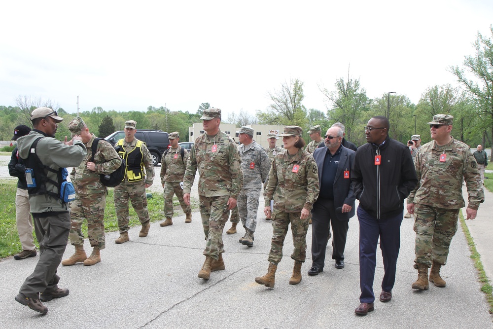 Distinguished Visitors tour Muscatatuck Urban Training Center during Guardian Response 17