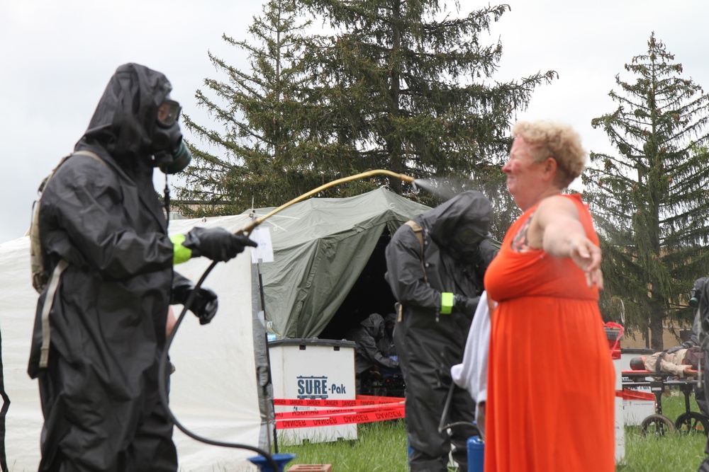 U.S. Army Soldiers operate decontamination site after simulated nuclear attack